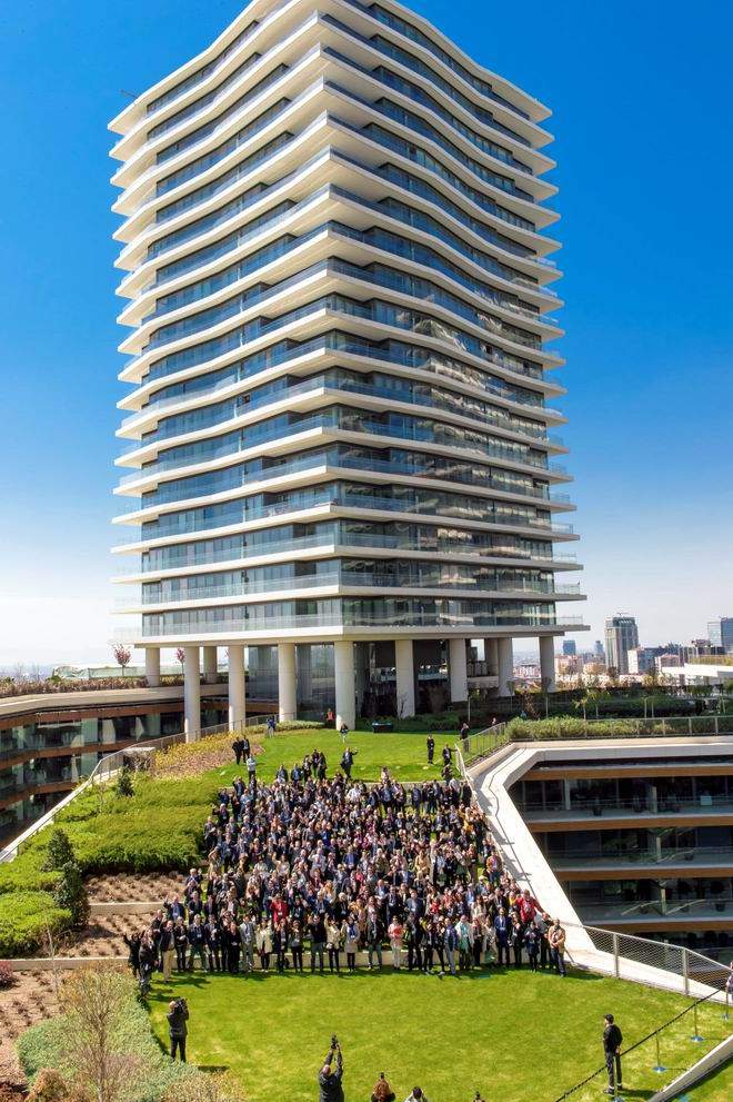 MimarlarZorluCenterinyesilcatisinaayakbastii