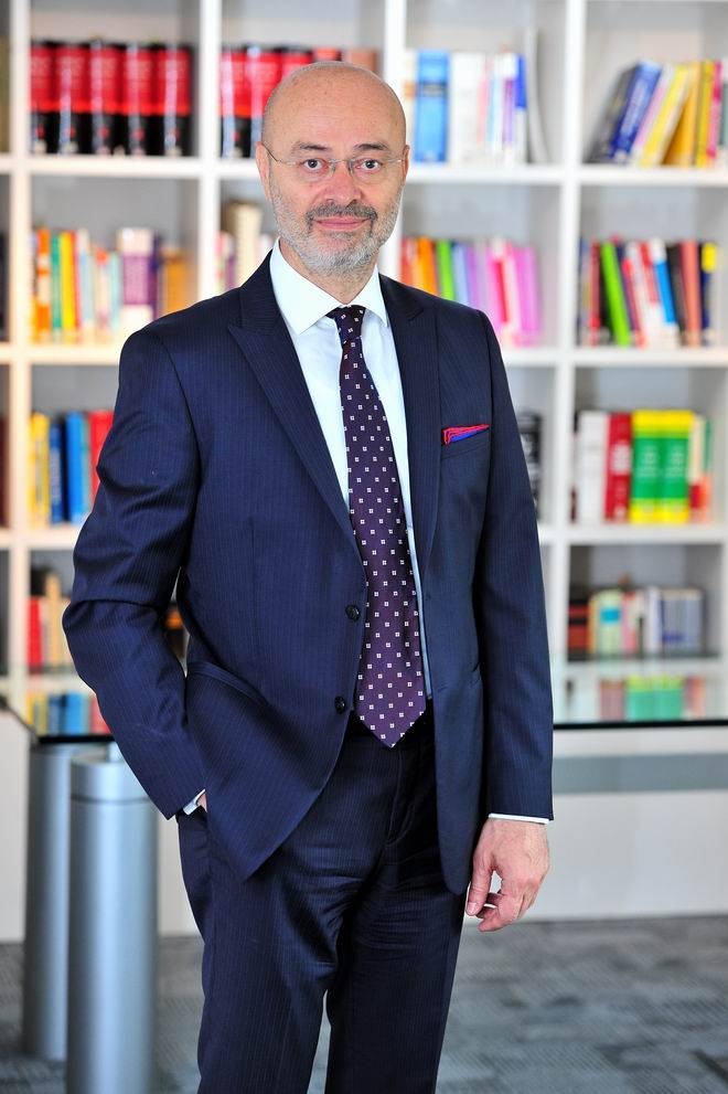 Prof.Dr_G__rsel___ng__ren