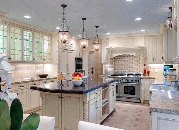 tyrabanksbuevdeyasiyor4