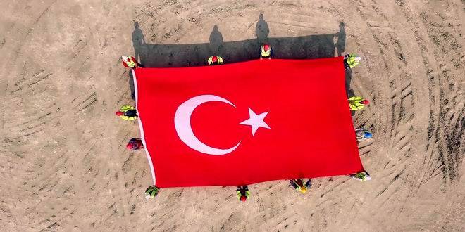 yeni havalimani iscileri 29 ekim cumhuriyet bayramini boyle kutladi