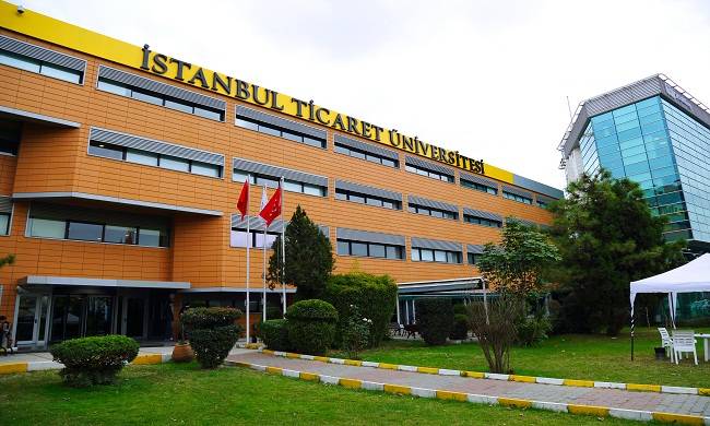 istanbul ticaret universitesi gayrimenkul gelistirme merkezi yonetmeligi yururlukten kaldirildi